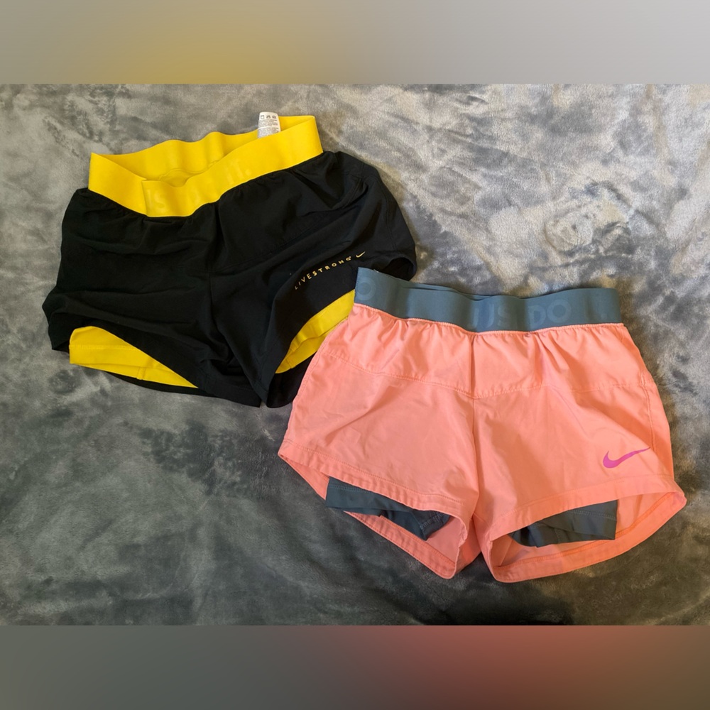 NIKE - XS TRAINING SHORT